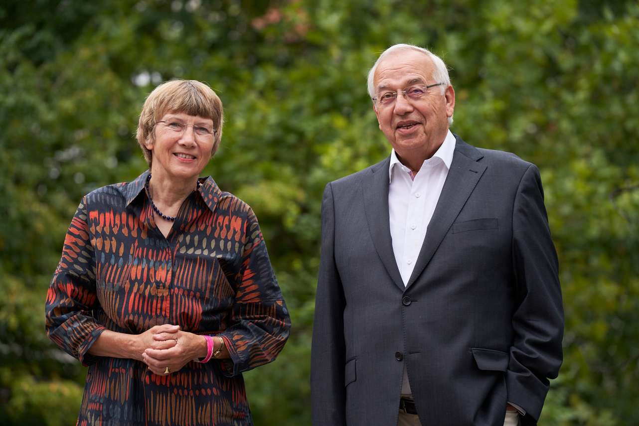Nach über 8 Jahren übergibt Dr. Christel Happach-Kasan das Präsidentenamt des Deutschen Angelfischerverbandes an den ehemaligen Vizepräsidenten Klaus-Dieter Mau. 